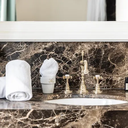Hotel De Orangerie By Cw Collection 4*