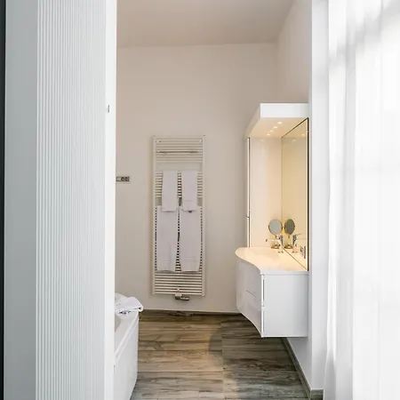 De Orangerie By Cw Collection מלון 4*