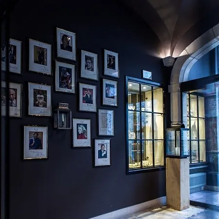 De Orangerie By Cw Collection 4* ברוז'